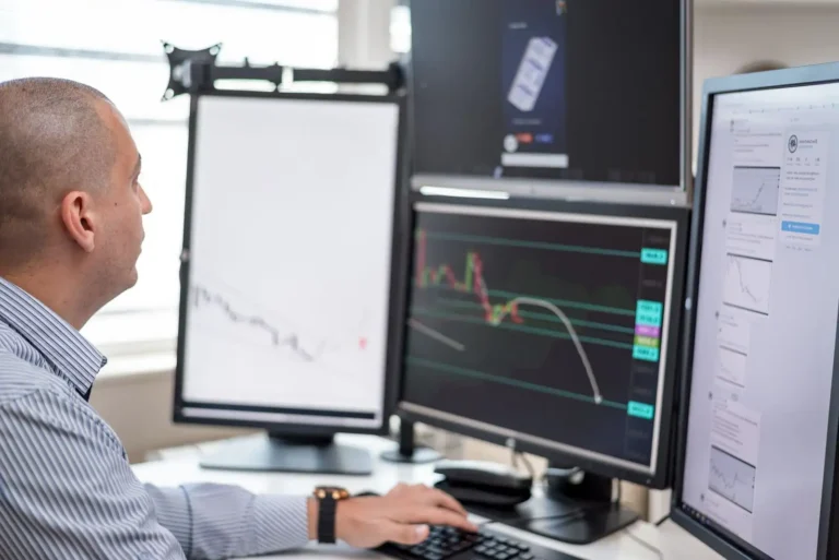 Bourse en simulation : apprendre sans risque