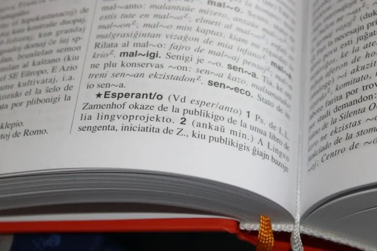 Synonymes de communication : lequel choisir selon le sens