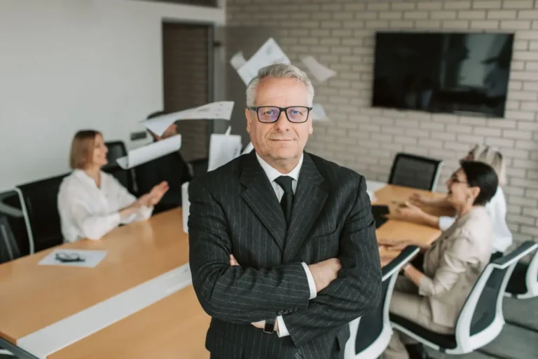 Management de transition : quand, comment et à quel prix